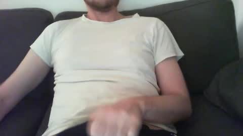 Snapshot of swim_696969 chatting on 7, 10, 2025 M online show from 7, 10, 2025