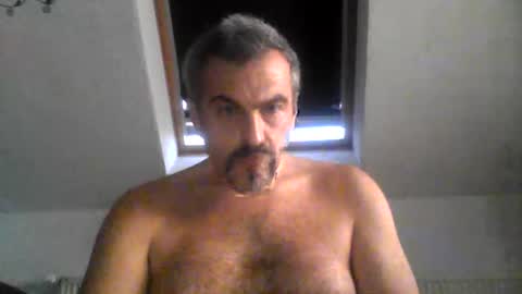 swinger_men_austria online show from 17, 11, 2025