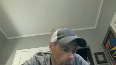 Snapshot of swontguy2025 chatting on 2, 2, 2025 swontguy2025 online show from 2, 2, 2025