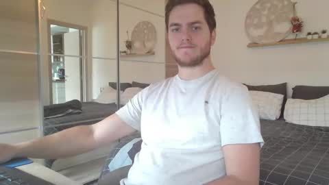 syl092 online show from 20, 2, 2025