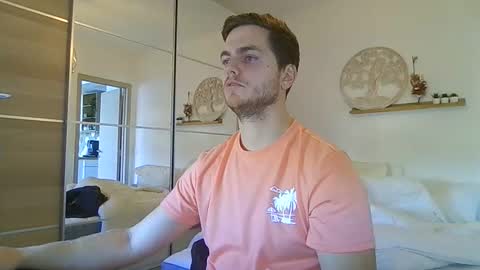 syl092 online show from 8, 11, 2025