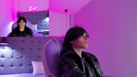 Snapshot of sylasfrost chatting on 23, 11, 2025 sylasfrost online show from 23, 11, 2025