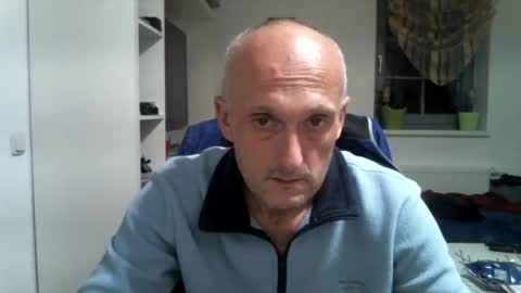 Snapshot of sylverstart92 chatting on 4, 1, 2025 sylverstart92 online show from 4, 1, 2025