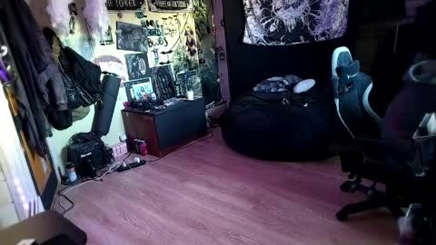 Snapshot of tabethashempert chatting on 2, 4, 2026 Lina online show from 2, 4, 2026