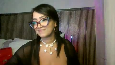 yameil online show from 17, 4, 2026