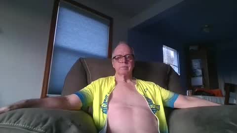 tacrunner66_ online show from 27, 2, 2025