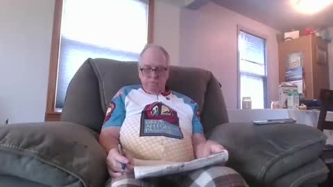 tacrunner66_ online show from 12, 3, 2025