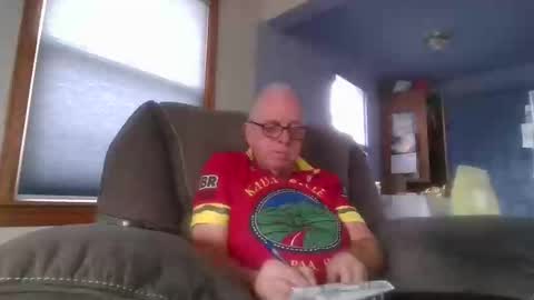 tacrunner66_ online show from 17, 10, 2025