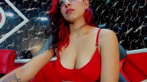 Snapshot of tafitasl4ve chatting on 4, 2, 2025 Tafita online show from 4, 2, 2025