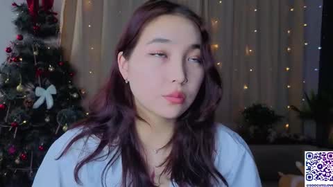 Soo Ying online show from 17, 12, 2025