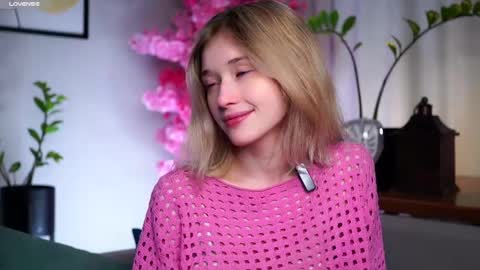 Mia online show from 2, 3, 2025