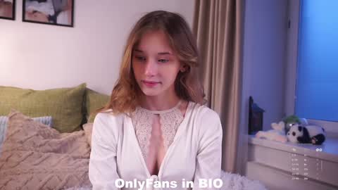 Mia online show from 28, 11, 2025