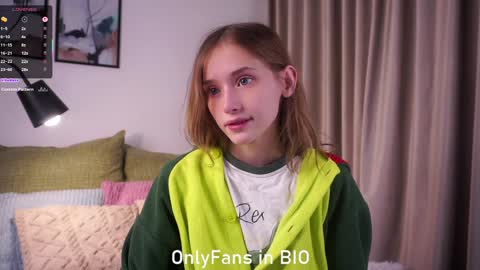 Mia online show from 3, 12, 2025