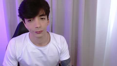 Snapshot of takeru___ chatting on 8, 11, 2025 takeru___ online show from 8, 11, 2025