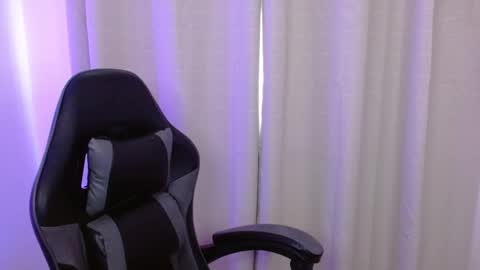 Snapshot of takeru___ chatting on 9, 11, 2025 takeru___ online show from 9, 11, 2025