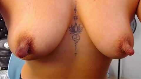 taliana36 online show from 11, 11, 2025