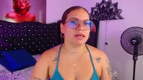 taliana36 online show from 2, 12, 2025