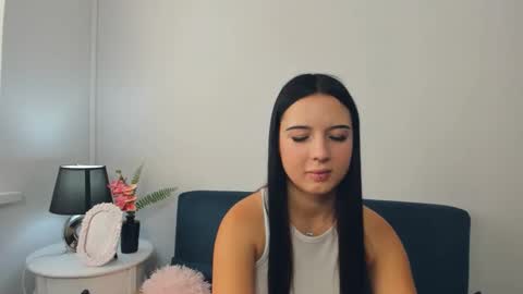 taliasensitive online show from 4, 10, 2025