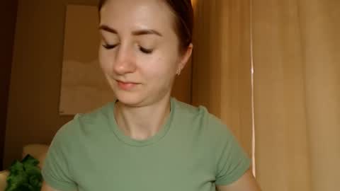  Kira  online show from 13, 1, 2025