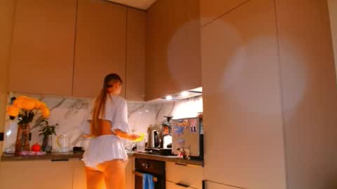  Kira  online show from 15, 11, 2025