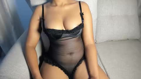 Jade online show from 30, 10, 2025