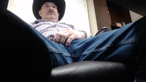 Snapshot of talltexxxan chatting on 28, 2, 2025 talltexxxan online show from 28, 2, 2025