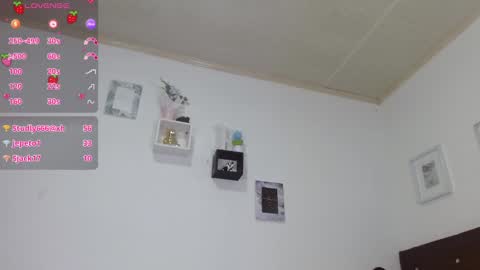 Snapshot of tamara_lemick chatting on 20, 12, 2024 Tamara Lemick online show from 20, 12, 2024