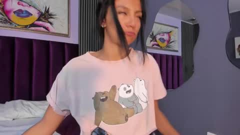 Snapshot of tamaraakins chatting on 6, 1, 2025 Tamy online show from 6, 1, 2025