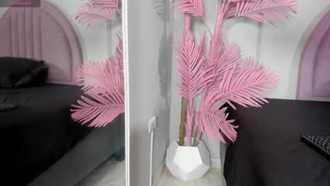 Snapshot of tamaramilleer chatting on 16, 2, 2026 tamaramilleer online show from 16, 2, 2026