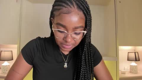 Snapshot of tamarazaki chatting on 25, 2, 2026 Tami online show from 25, 2, 2026