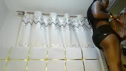 Snapshot of tamia538235 chatting on 1, 2, 2025 tamia online show from 1, 2, 2025