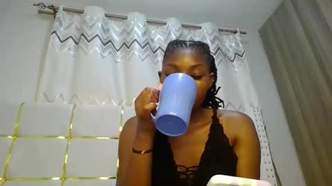 Snapshot of tamia538235 chatting on 7, 2, 2025 tamia online show from 7, 2, 2025