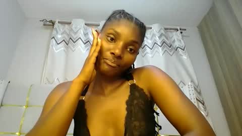 Snapshot of tamia538235 chatting on 22, 2, 2025 tamia online show from 22, 2, 2025