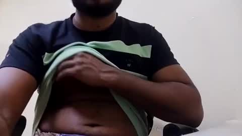 Snapshot of tamilan_da75 chatting on 5, 1, 2025 tamilan_da75 online show from 5, 1, 2025