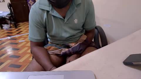 Snapshot of tamilan_da75 chatting on 19, 9, 2025 tamilan_da75 online show from 19, 9, 2025