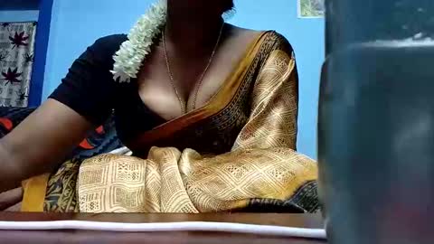 Snapshot of tamilmadhi520 chatting on 19, 5, 2026 tamilmadhi520 online show from 19, 5, 2026