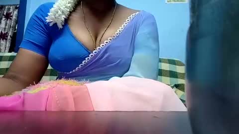 Snapshot of tamilmadhi520 chatting on 23, 7, 2026 tamilmadhi520 online show from 23, 7, 2026