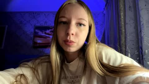 Snapshot of tammiglembocki chatting on 15, 4, 2026 Jenny online show from 15, 4, 2026
