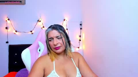 Snapshot of tammylynn45 chatting on 14, 1, 2025 Tammy Lynn online show from 14, 1, 2025
