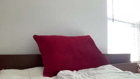 Snapshot of tan_and_spicy chatting on 2, 12, 2024 tan and spicy online show from 2, 12, 2024