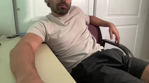 Snapshot of tan_and_spicy chatting on 28, 11, 2025 tan and spicy online show from 28, 11, 2025