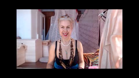 Milena online show from 22, 12, 2025