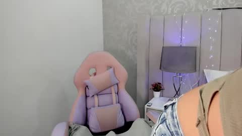 Snapshot of taniacarterr chatting on 28, 2, 2025 TaniaCarter online show from 28, 2, 2025