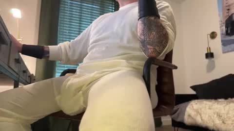 Tank Guy online show from 29, 12, 2024