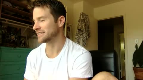 Dr. Love online show from 5, 11, 2025