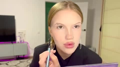 Alisa online show from 27, 2, 2026