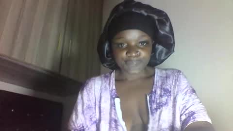 Snapshot of tanyezz chatting on 7, 6, 2026 Tanyezz online show from 7, 6, 2026