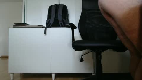 Snapshot of tap_b chatting on 28, 9, 2025 Patrick online show from 28, 9, 2025