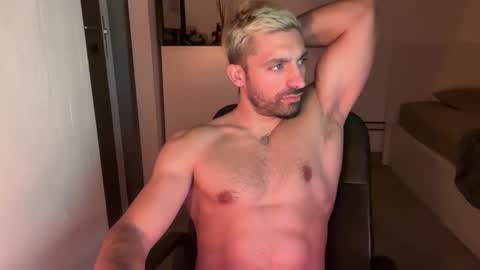 tarquit8 online show from 2, 10, 2025