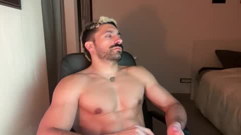 tarquit8 online show from 23, 11, 2025